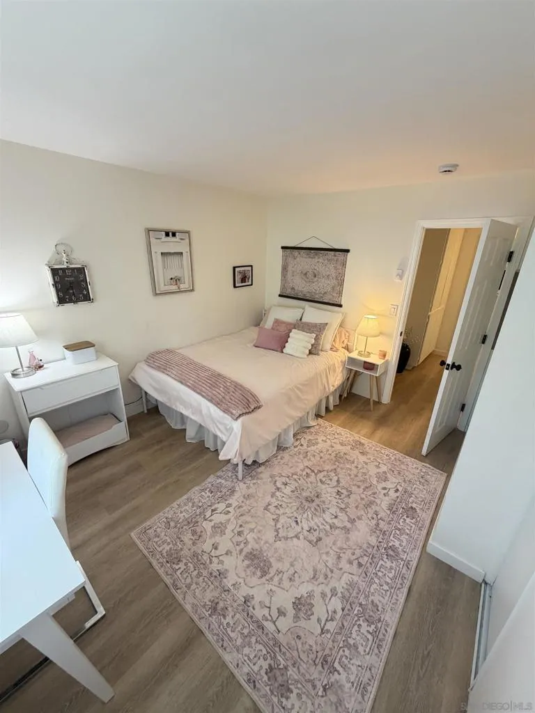 6576 Bell Bluff Ave #B San Diego, CA 92119