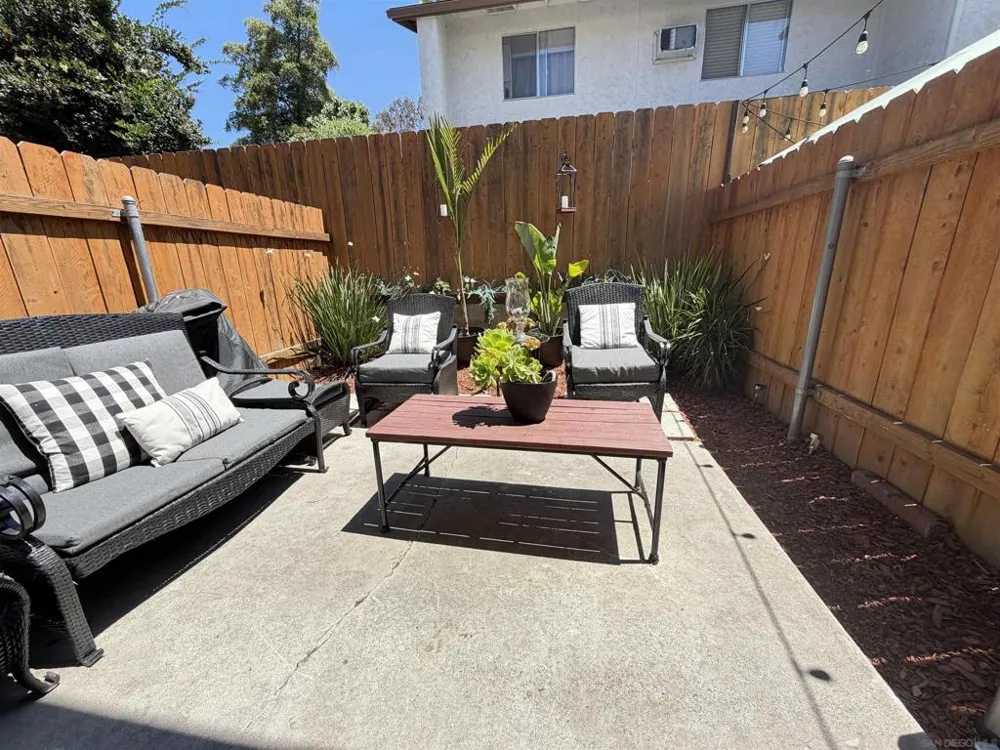 6576 Bell Bluff Ave #B San Diego, CA 92119
