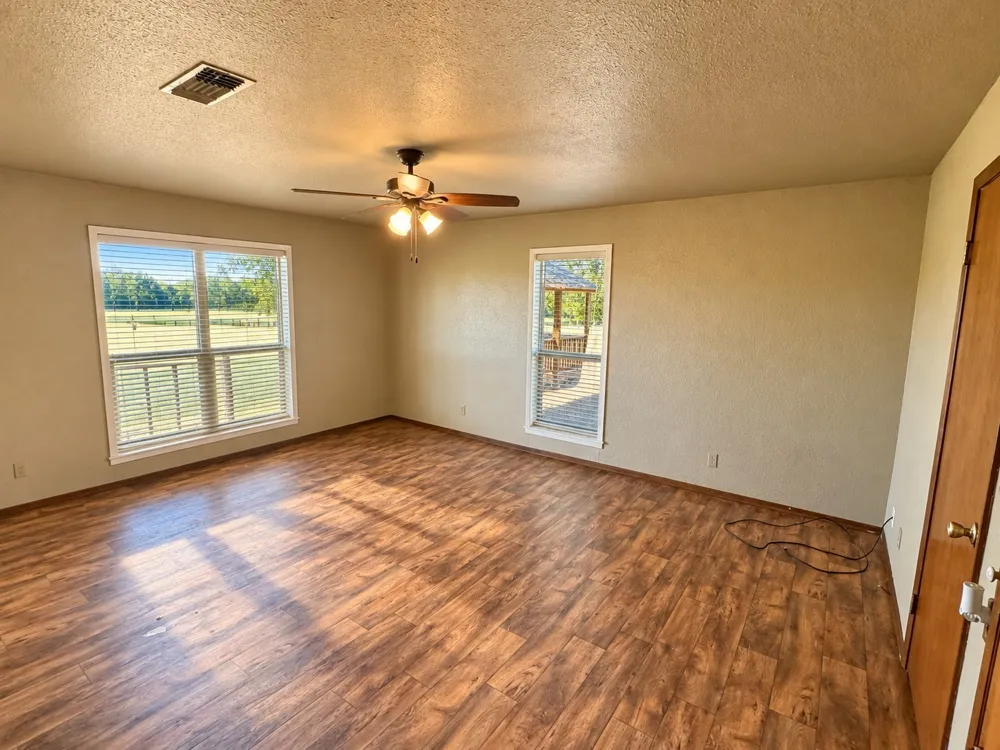 3840 FM 1499 Paris, TX 75460