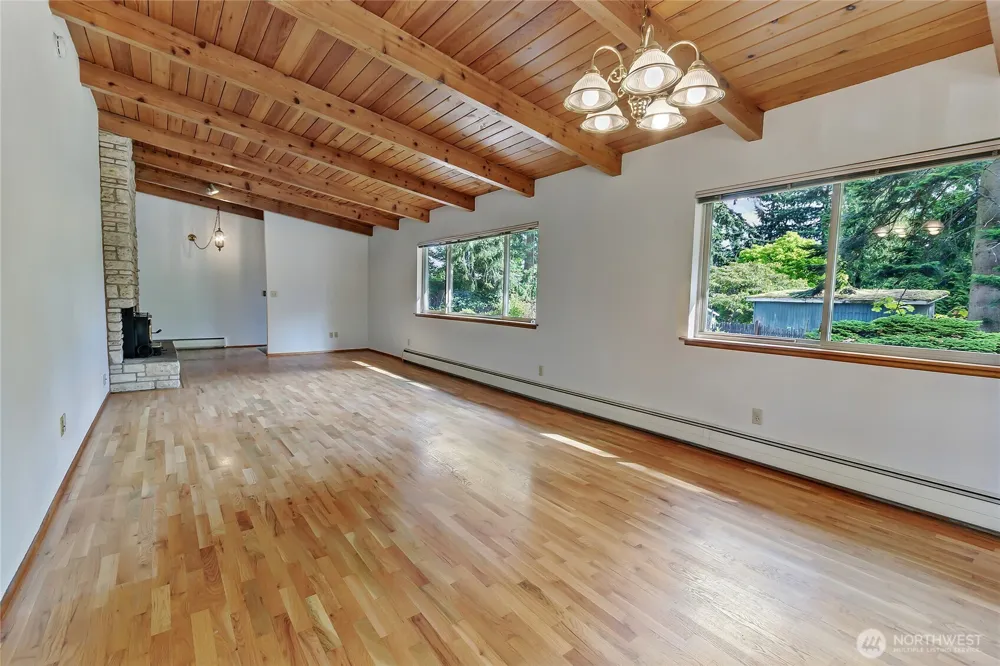 6503 2nd St Ct E Tacoma, WA 98424