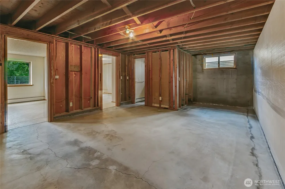 6503 2nd St Ct E Tacoma, WA 98424