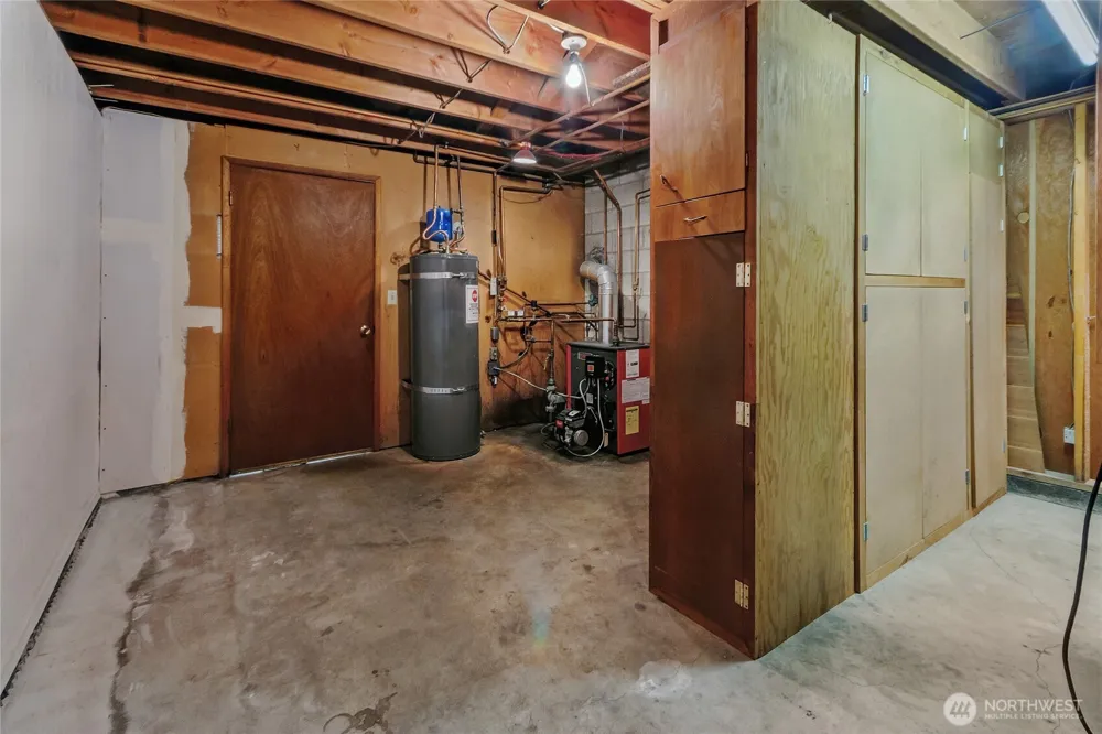 6503 2nd St Ct E Tacoma, WA 98424