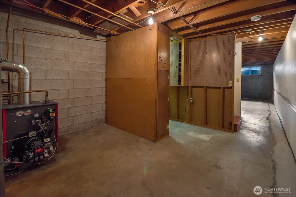 6503 2nd St Ct E Tacoma, WA 98424
