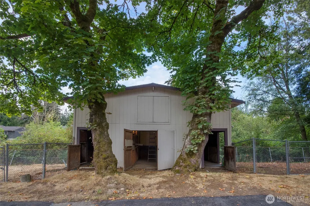 6503 2nd St Ct E Tacoma, WA 98424
