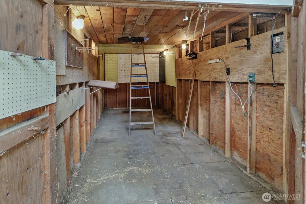 6503 2nd St Ct E Tacoma, WA 98424