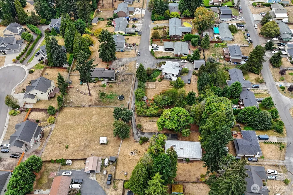 6503 2nd St Ct E Tacoma, WA 98424