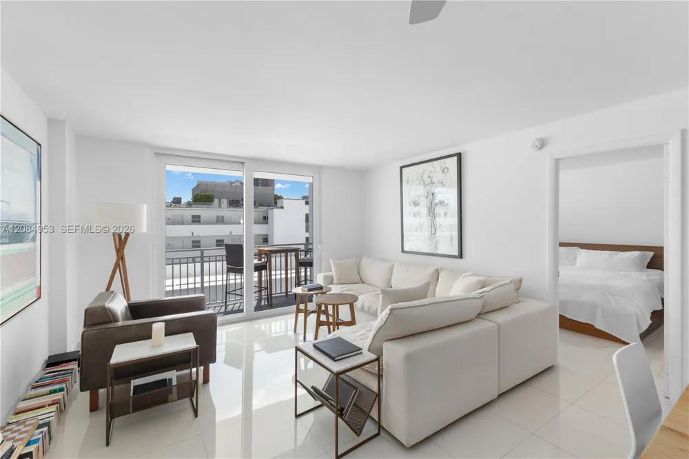 345 Ocean Dr #607 Miami Beach, FL 33139