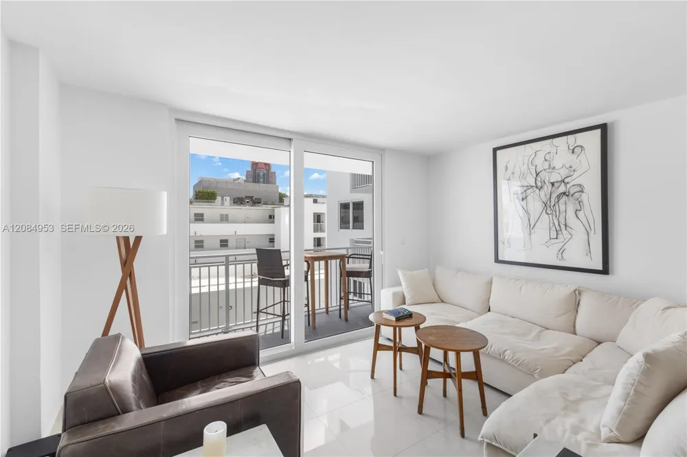 345 Ocean Dr #607 Miami Beach, FL 33139