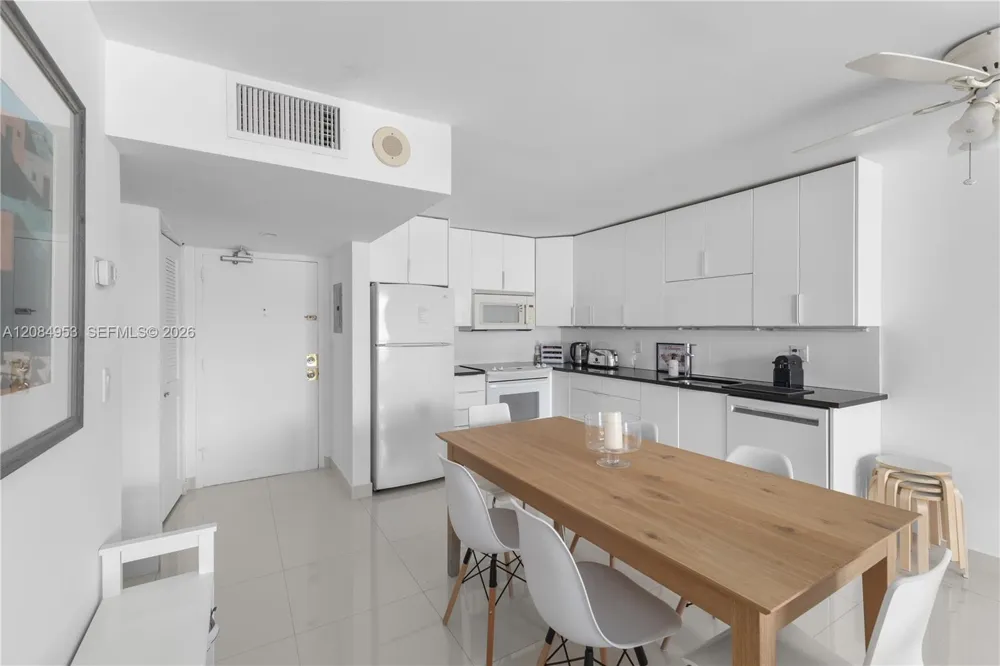 345 Ocean Dr #607 Miami Beach, FL 33139