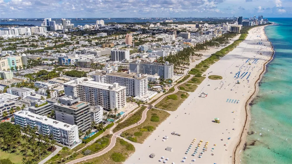 345 Ocean Dr #607 Miami Beach, FL 33139
