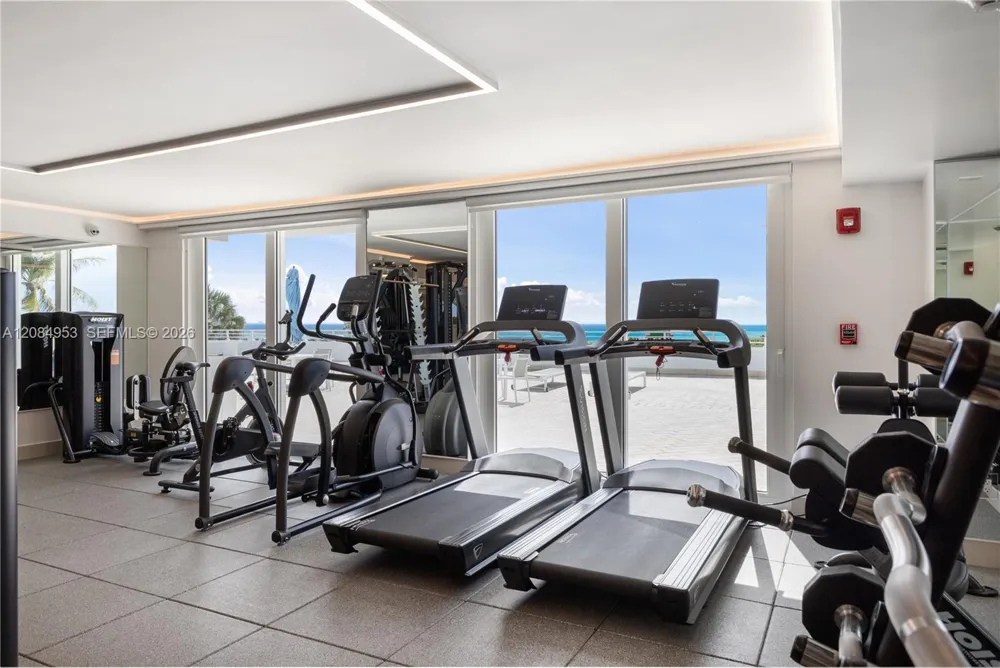 345 Ocean Dr #607 Miami Beach, FL 33139