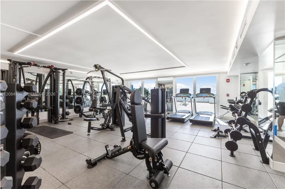 345 Ocean Dr #607 Miami Beach, FL 33139