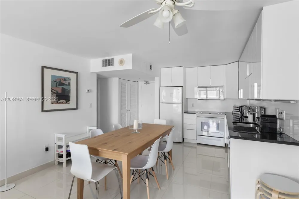 345 Ocean Dr #607 Miami Beach, FL 33139