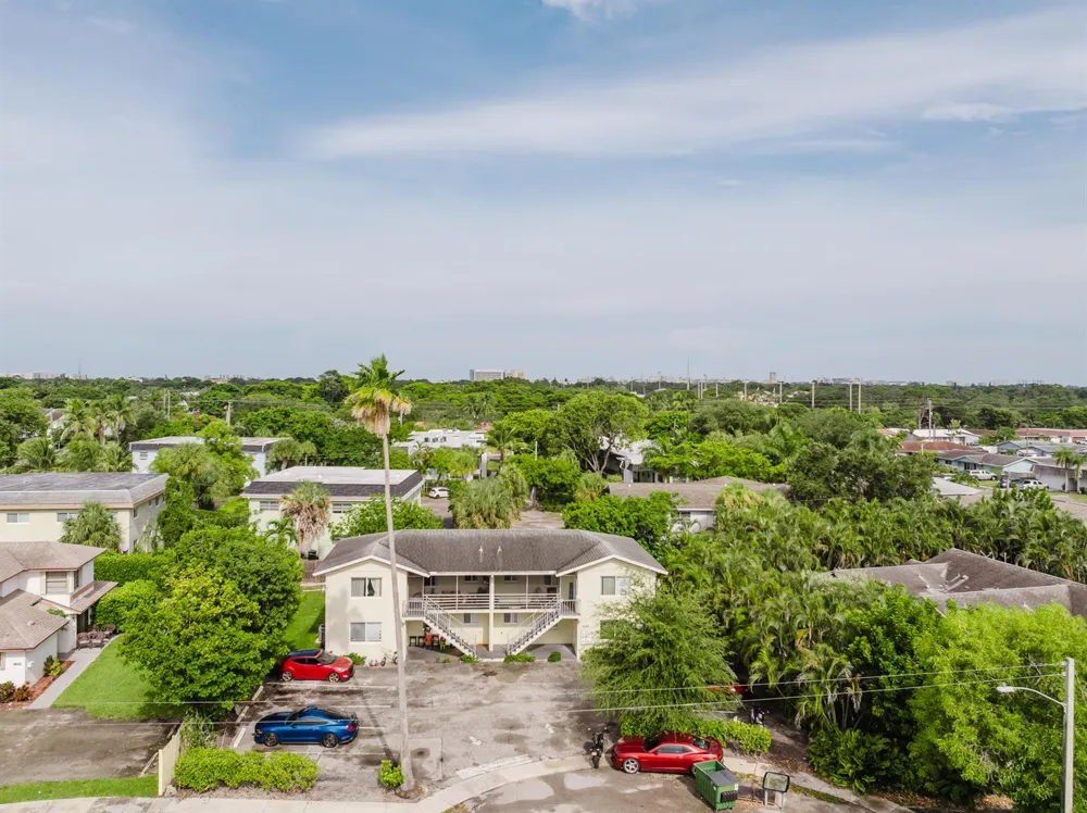 1220 NW 16th Avenue Boca Raton, FL 33486