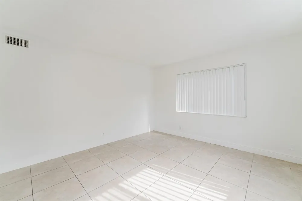 1220 NW 16th Avenue Boca Raton, FL 33486