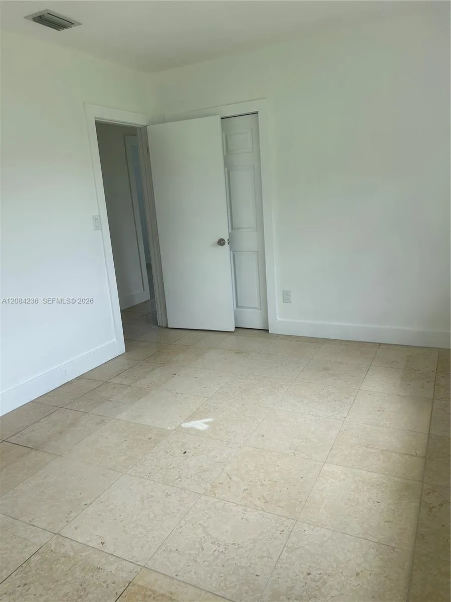 3270 NW 196th Ln Miami Gardens, FL 33056