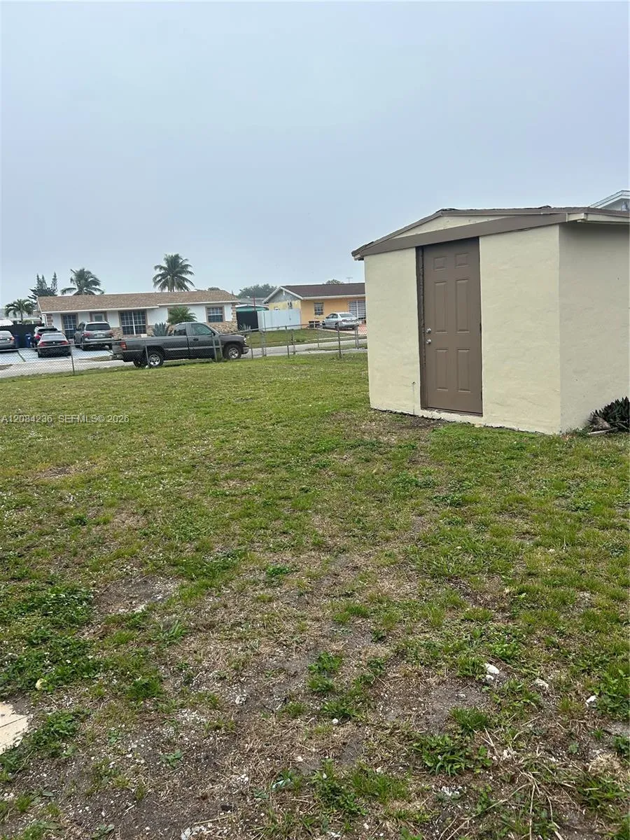 3270 NW 196th Ln Miami Gardens, FL 33056