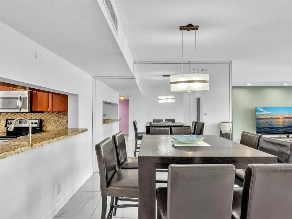 2659 Carambola Circle #306 Coconut Creek, FL 33066