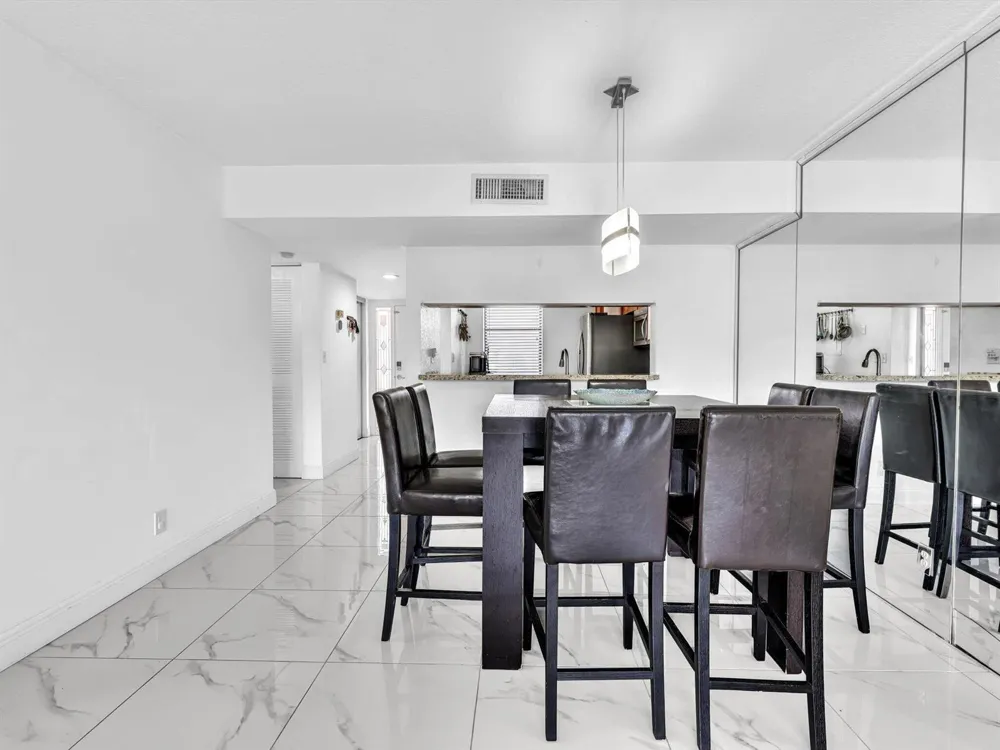 2659 Carambola Circle #306 Coconut Creek, FL 33066