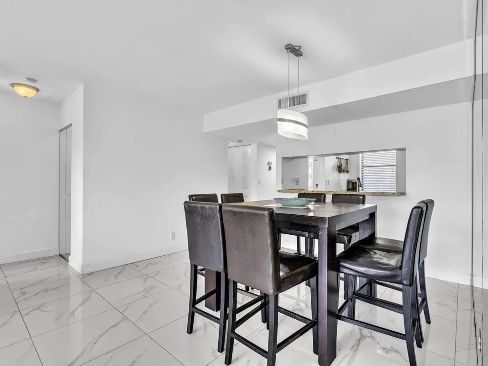 2659 Carambola Circle #306 Coconut Creek, FL 33066