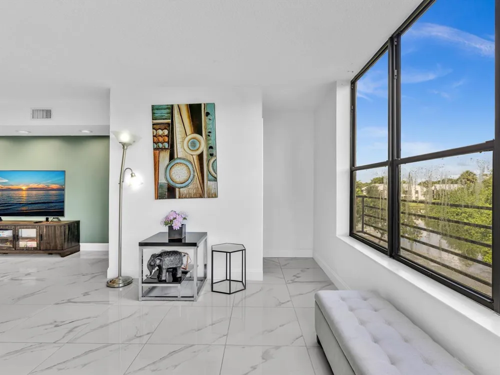 2659 Carambola Circle #306 Coconut Creek, FL 33066