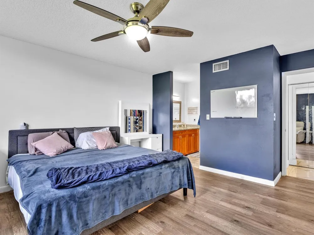 2659 Carambola Circle #306 Coconut Creek, FL 33066