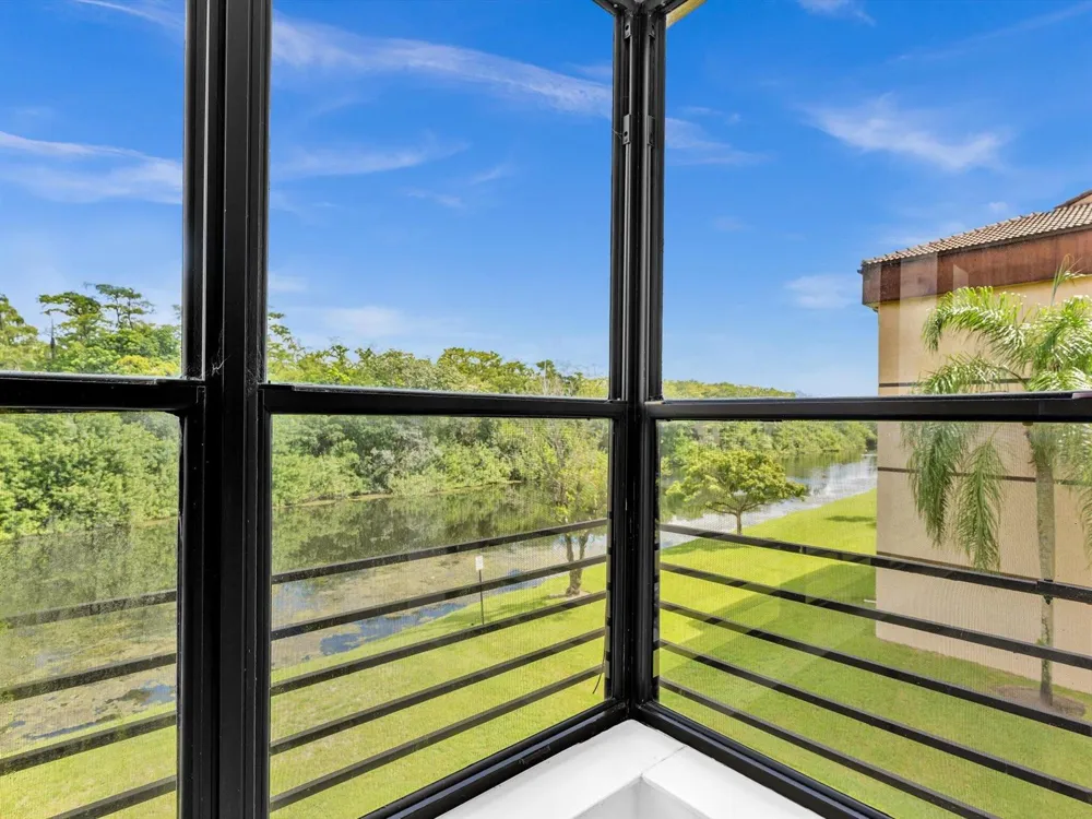 2659 Carambola Circle #306 Coconut Creek, FL 33066