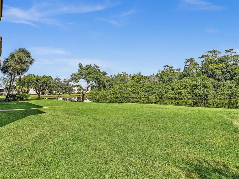 2659 Carambola Circle #306 Coconut Creek, FL 33066