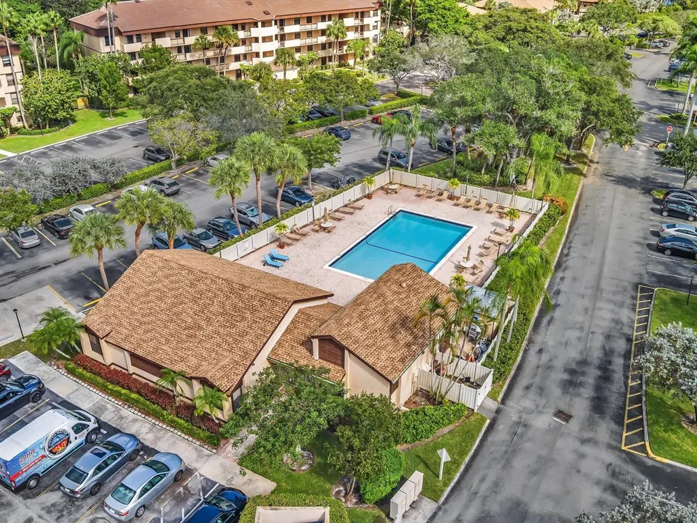2659 Carambola Circle #306 Coconut Creek, FL 33066