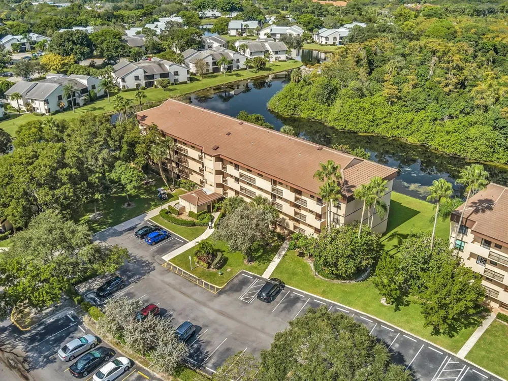 2659 Carambola Circle #306 Coconut Creek, FL 33066