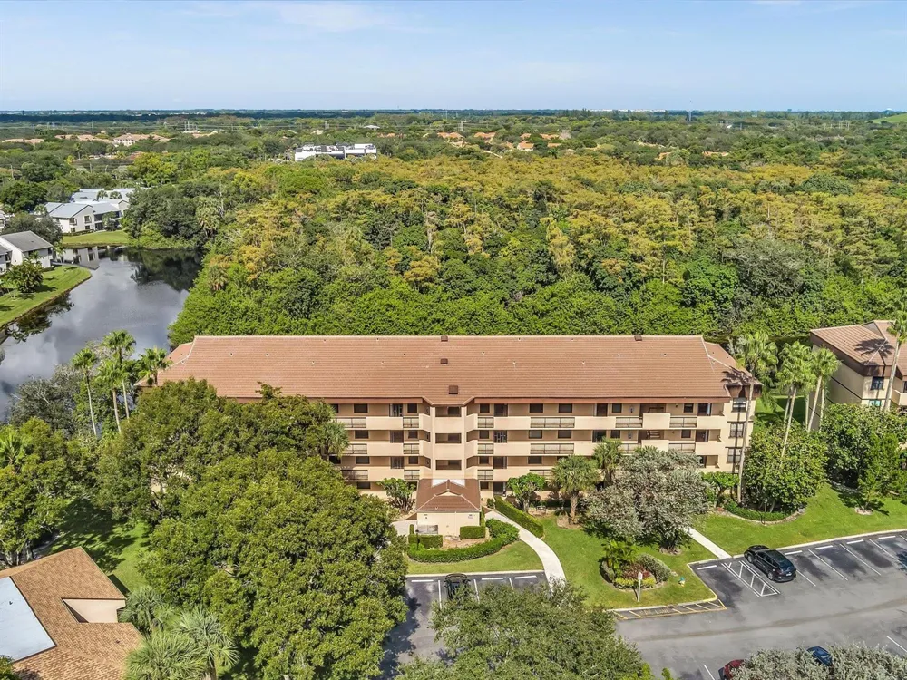 2659 Carambola Circle #306 Coconut Creek, FL 33066