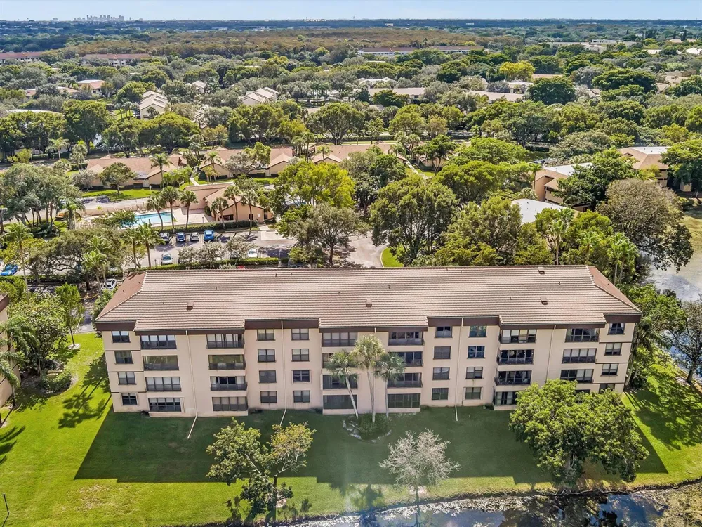 2659 Carambola Circle #306 Coconut Creek, FL 33066