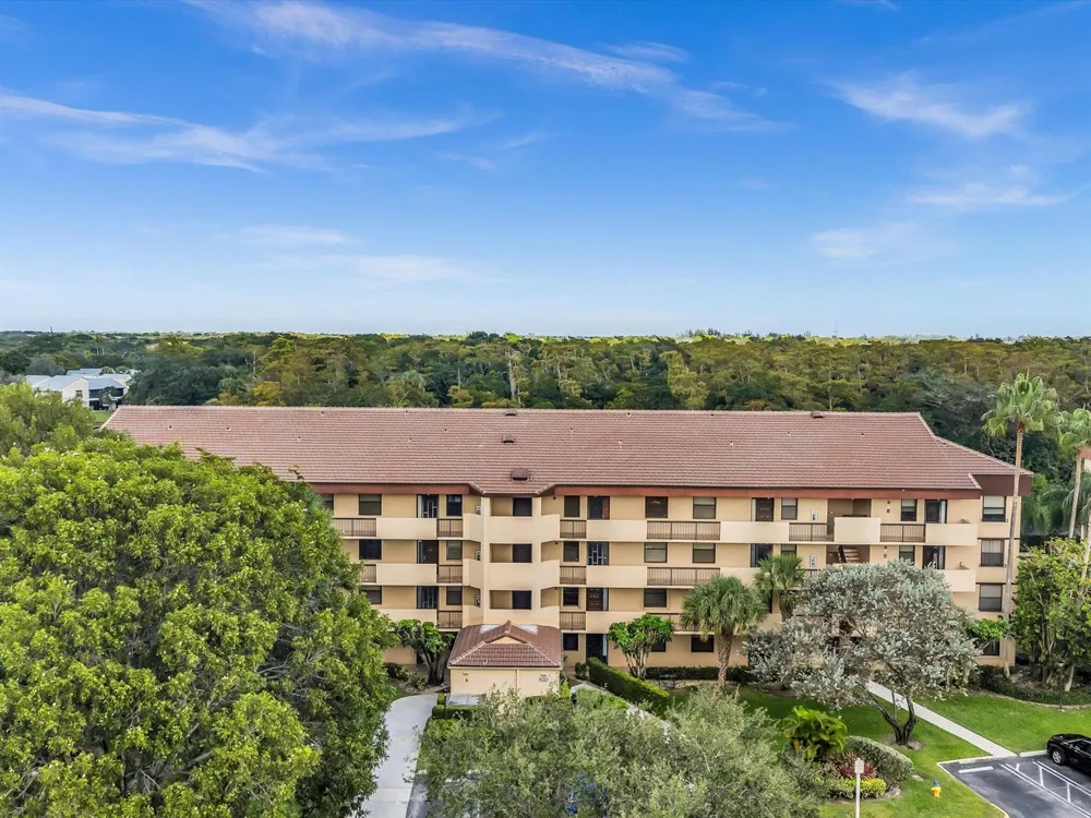 2659 Carambola Circle #306 Coconut Creek, FL 33066