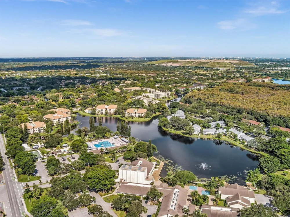 2659 Carambola Circle #306 Coconut Creek, FL 33066