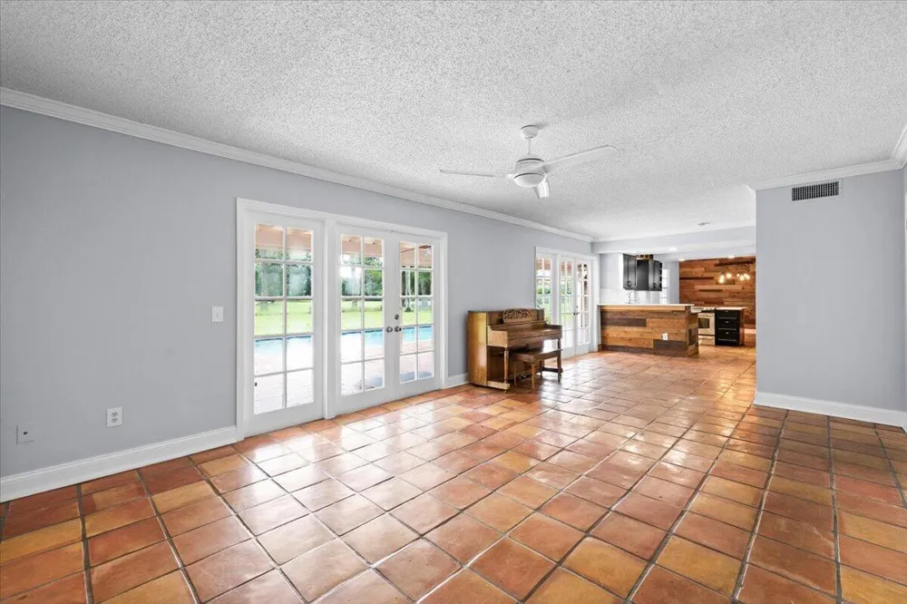 3179 HOYLAKE ROAD Lake Worth, FL 33467