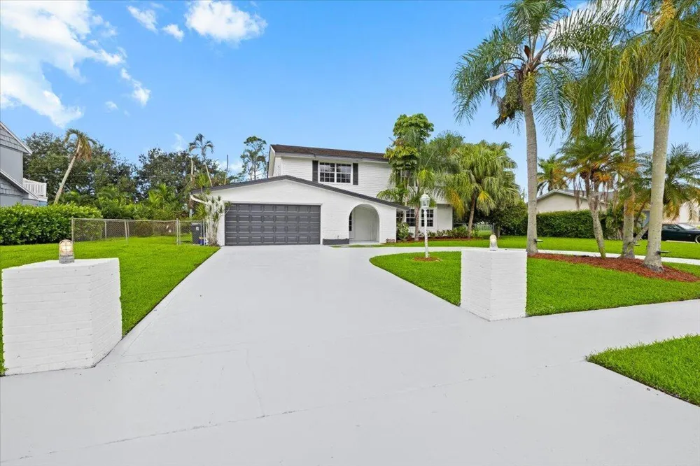 3179 HOYLAKE ROAD Lake Worth, FL 33467