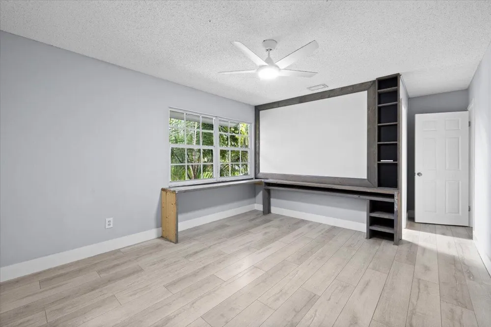 3179 HOYLAKE ROAD Lake Worth, FL 33467