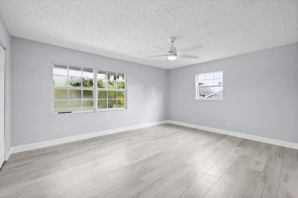 3179 HOYLAKE ROAD Lake Worth, FL 33467
