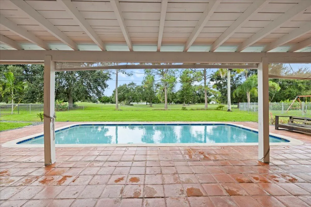 3179 HOYLAKE ROAD Lake Worth, FL 33467
