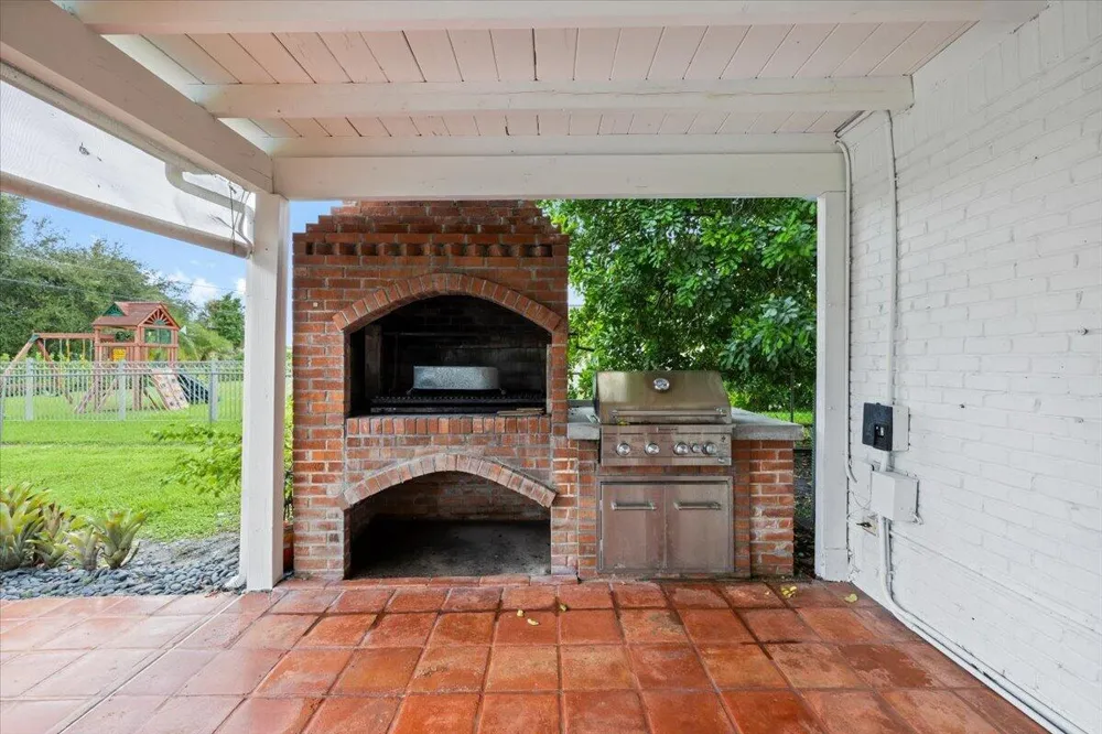 3179 HOYLAKE ROAD Lake Worth, FL 33467