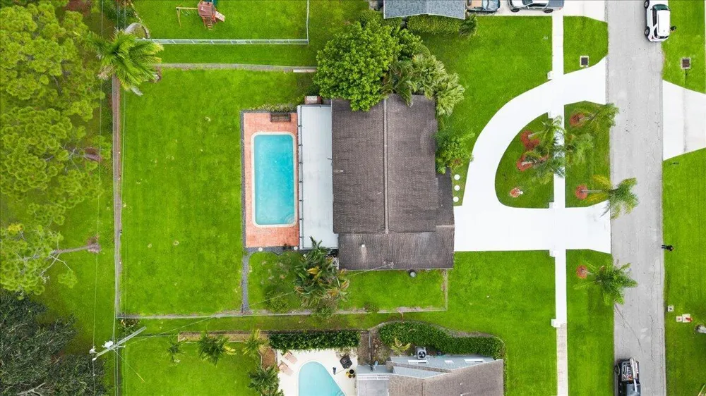 3179 HOYLAKE ROAD Lake Worth, FL 33467