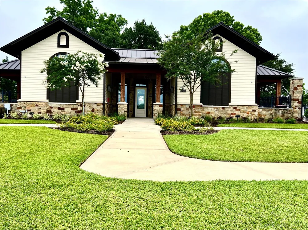 17819 Serene Shore Drive Cypress, TX 77429