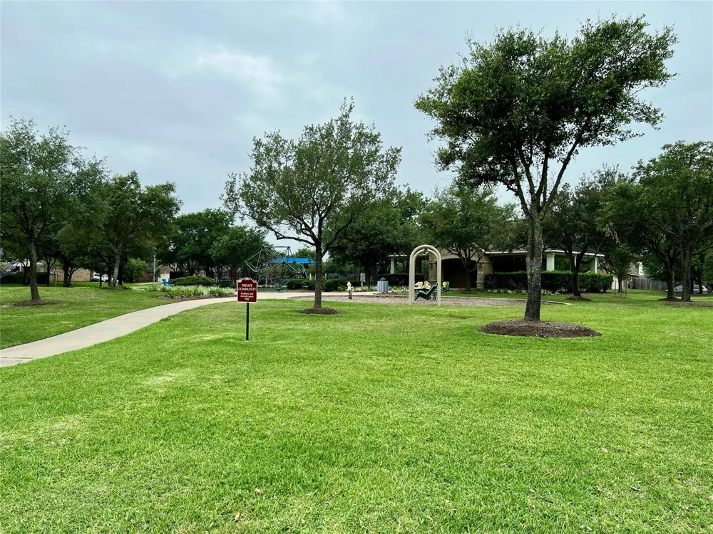17819 Serene Shore Drive Cypress, TX 77429