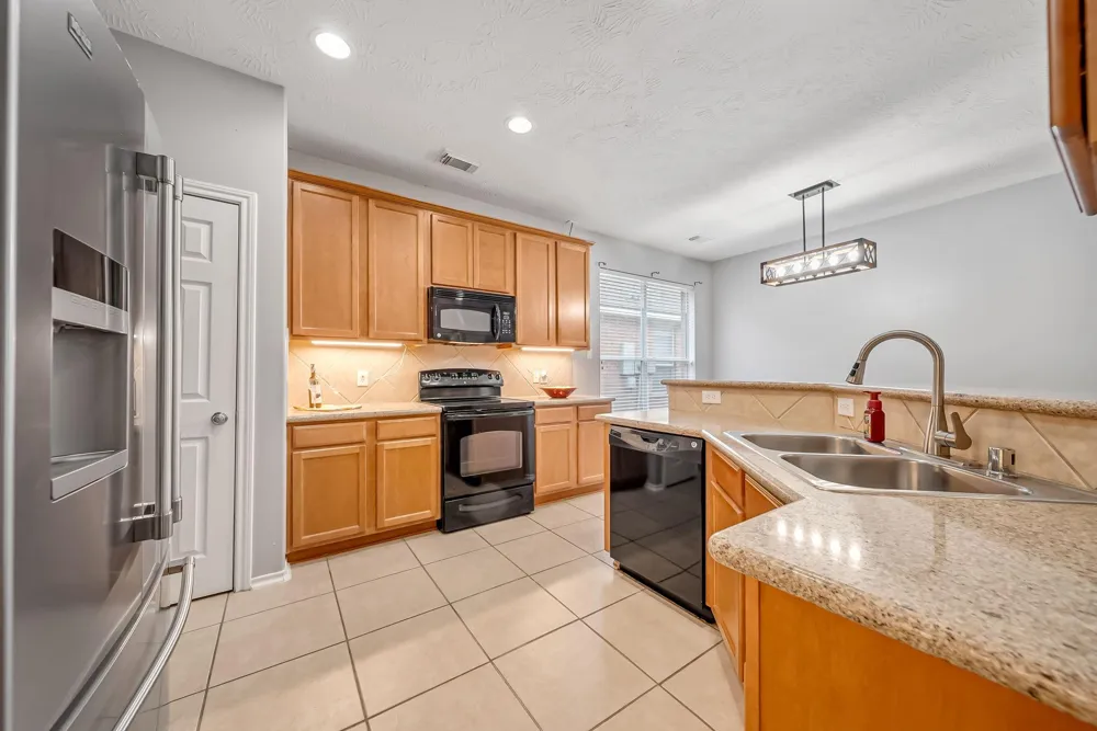 17819 Serene Shore Drive Cypress, TX 77429