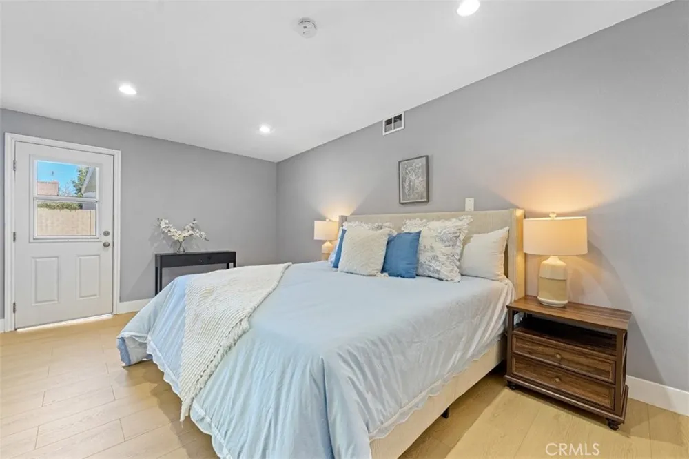13352 Ontario Garden Grove, CA 92844