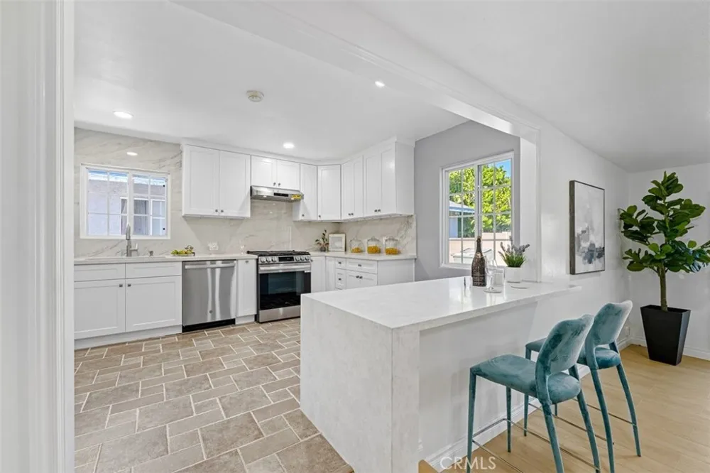 13352 Ontario Garden Grove, CA 92844