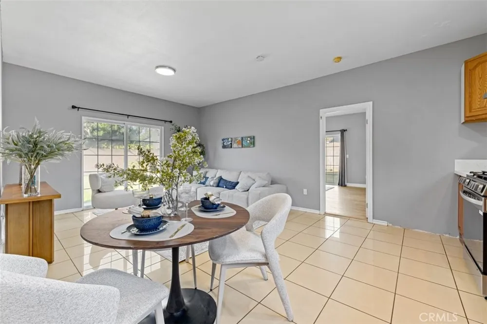 13352 Ontario Garden Grove, CA 92844