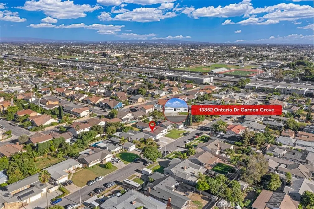 13352 Ontario Garden Grove, CA 92844