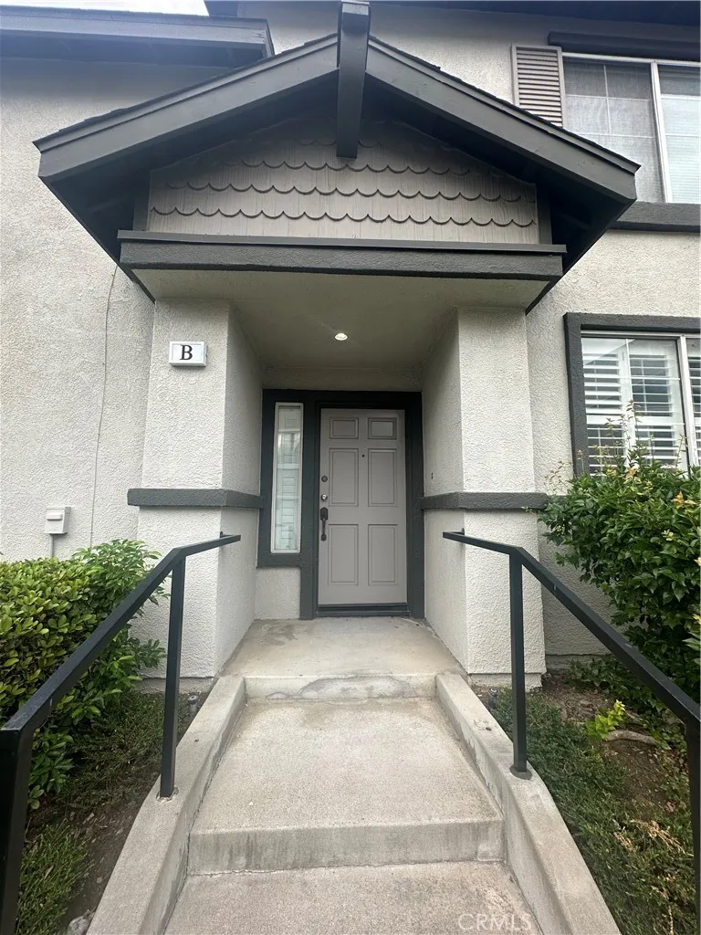 3433 E White Chapel Court #B Orange, CA 92869