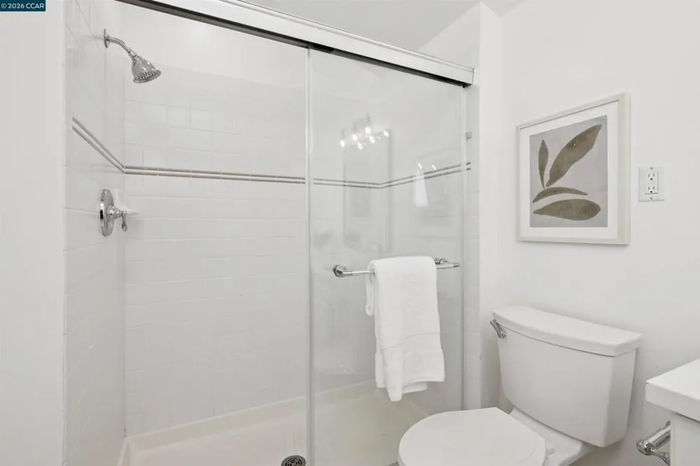 71 SCENIC DRIVE Orinda, CA 94563